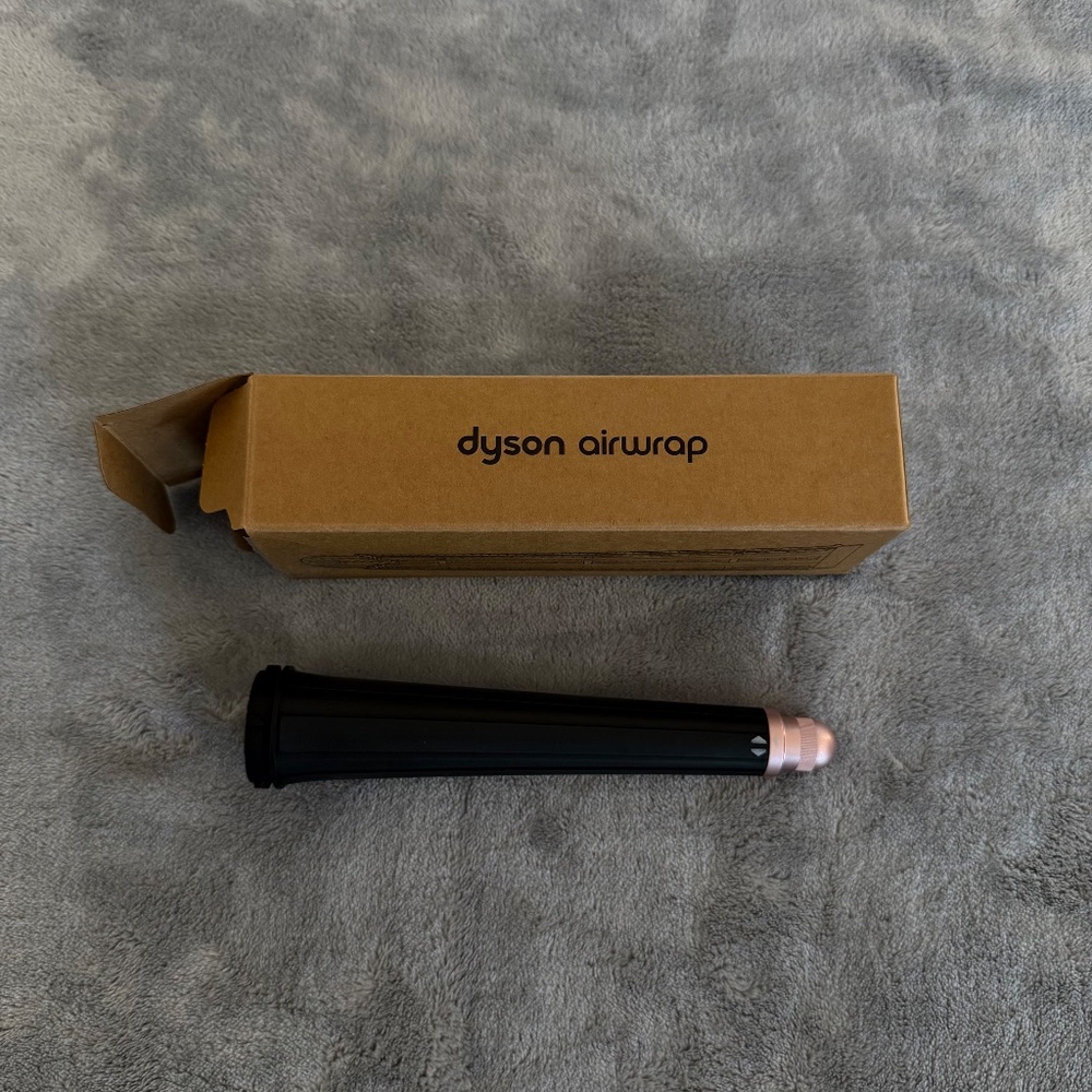 Dyson Conical Airwrap™ barrel - Picture 4 of 5